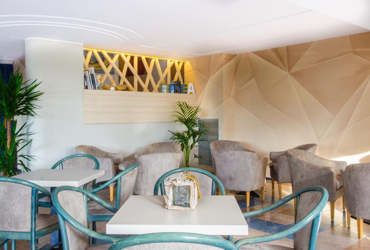 Hotel Nevada Bellaria – Igea Marina Kültér fotó