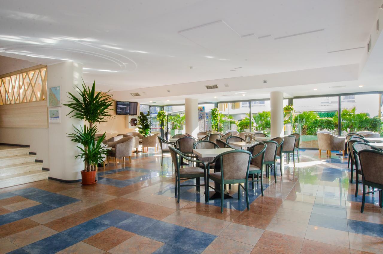 Hotel Nevada Bellaria – Igea Marina Kültér fotó