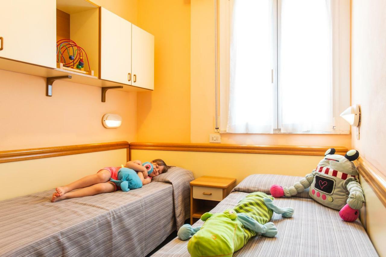 Hotel Nevada Bellaria – Igea Marina Kültér fotó
